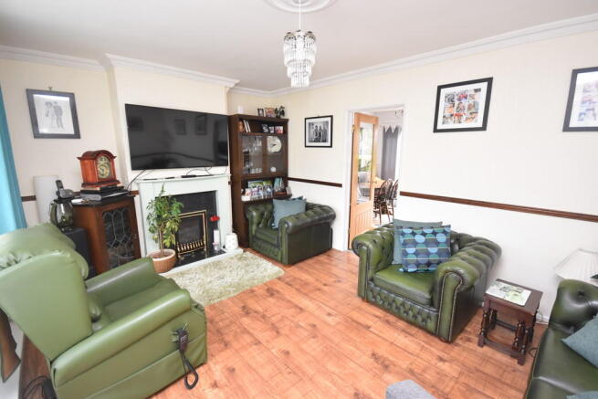 Living room 2