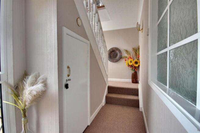 2 bed Semi-Detached for sale Image 4