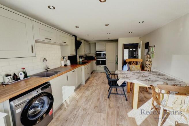 Forrester Close, Brayton, Selby, North Yorkshire, YO8 photo 4