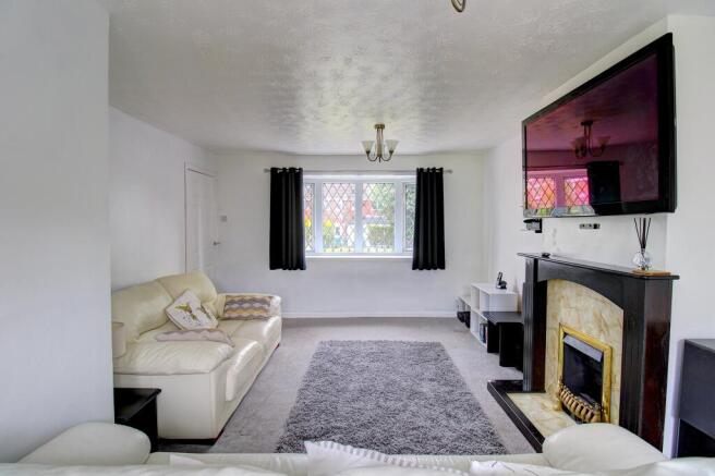 Lounge (alt view)