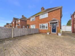 8, Field End, Churchdown, Gloucester GL3 2AT