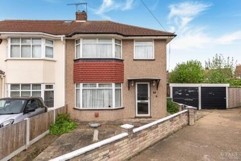 Stephen Avenue, Rainham