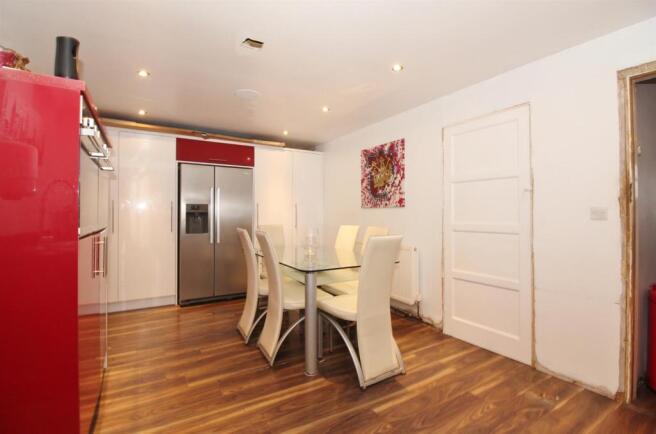 Kitchen/Breakfast Ro