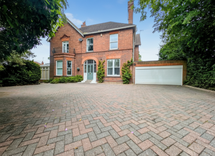 Broomfield Road, Kidderminster, Worcestershire