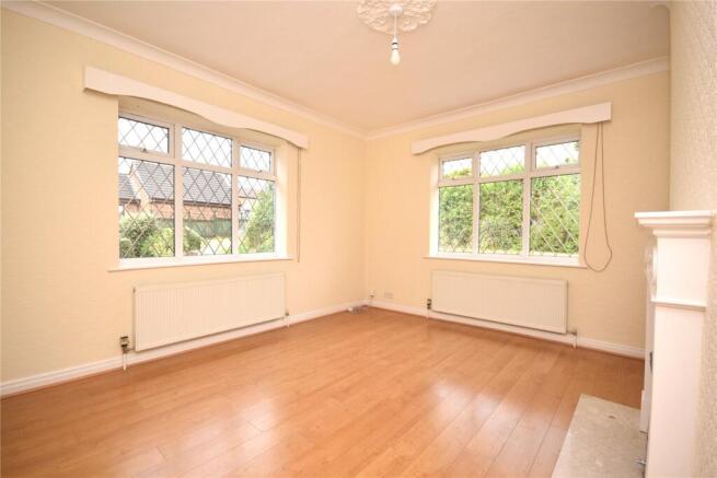 3 bed Detached to rent Image 4