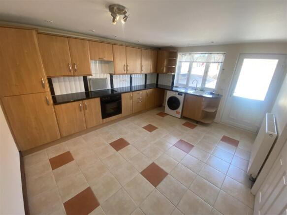 Kitchen 1