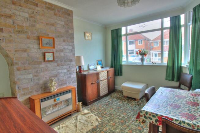 Dinning/Sitting Room