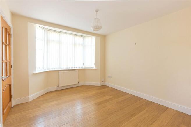 Lounge Flat 1