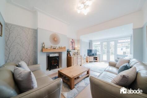Lanville Road, Allerton, Liverpool, L19