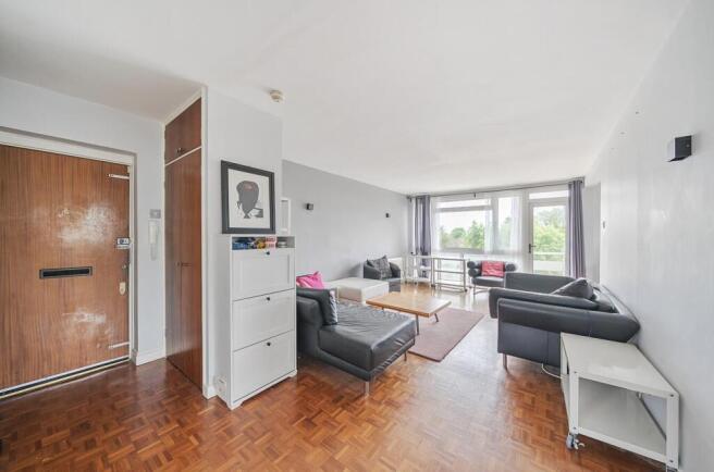 Davidson Frost-Wellings, DFW, Woodcroft, Living ar