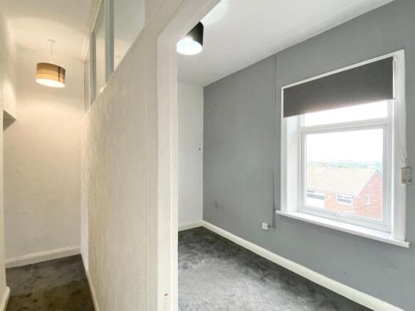 2 bed Terraced for sale Image 8
