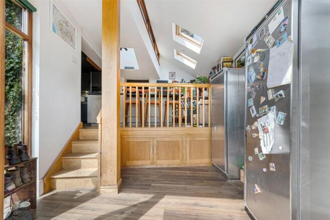 3 bed Terraced for sale Image 8