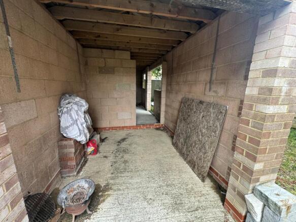 Swinburne Place, Royal Wootton Bassett, SN4 photo 5
