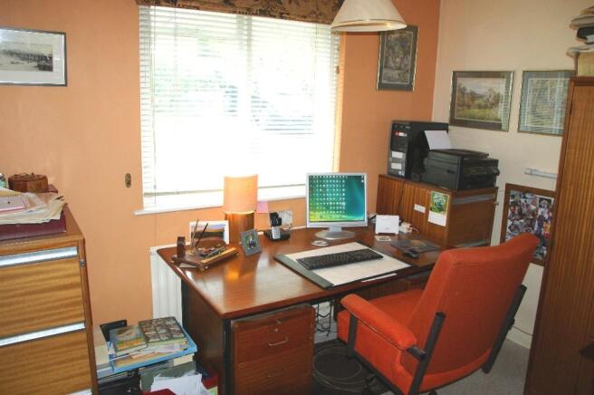 Photo 10