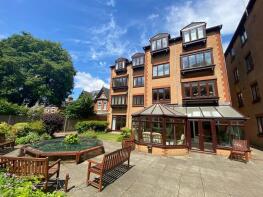 10, 98 Andover Lodge, Parkstone Road, Poole BH15 2QE