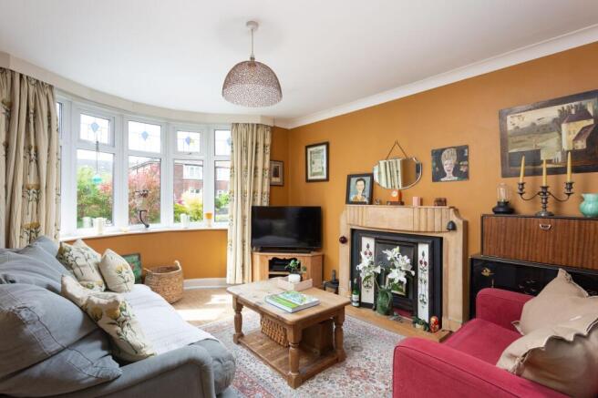 4 bed Semi-Detached for sale Image 6