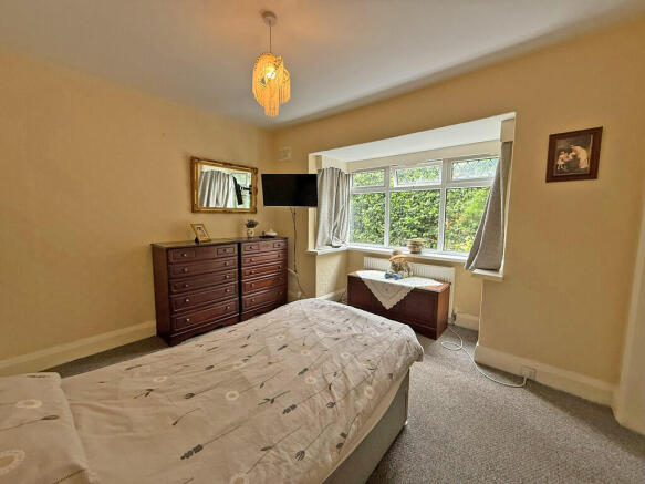 3 bed Detached Bungalow for sale Image 7