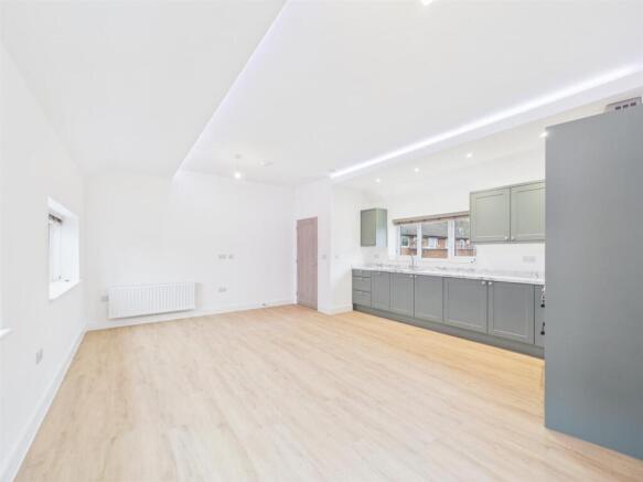 Kitchen / Living Area