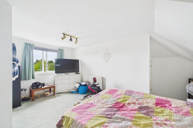 3 bed Bungalow for sale Image 11