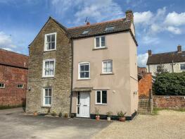 Flat 5, Prospect House, Olivers Lane, Malmesbury SN16 9AF