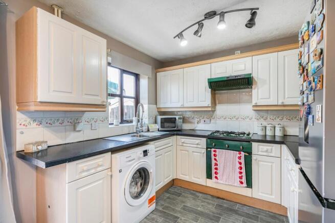 3 bed Detached for sale Image 7