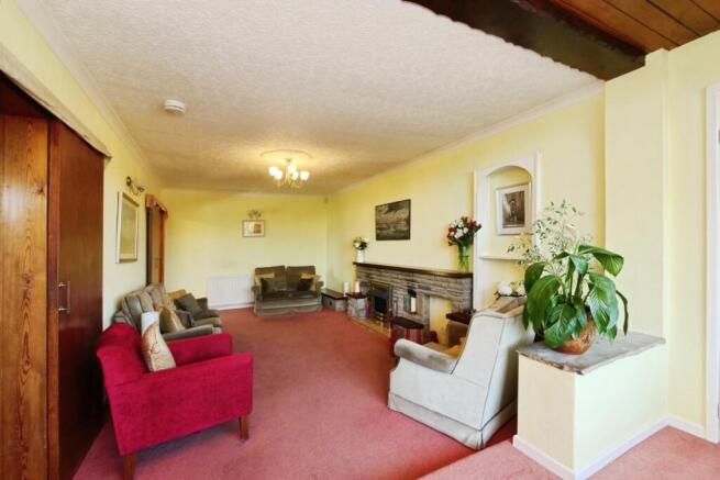 7 bed Bungalow for sale Image 10