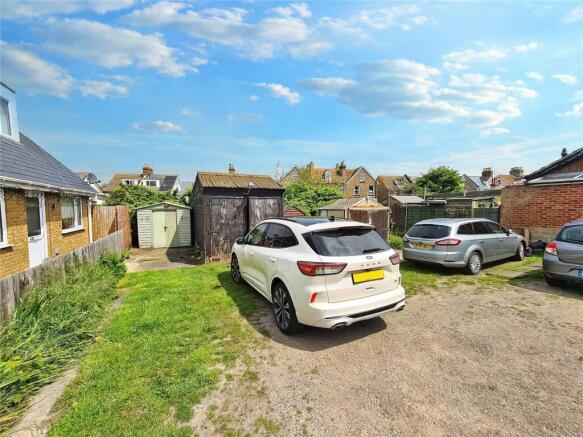 Garage/Parking