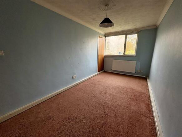 bed3.jpg