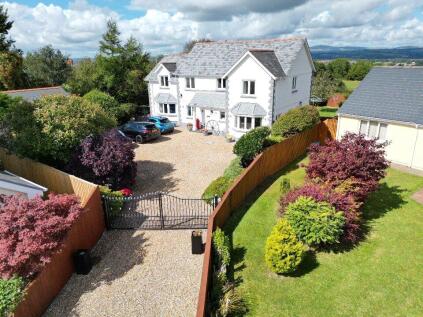 Maes Y Dderwen, Llanddewi Velfrey, Narberth, Pembrokeshire, SA67