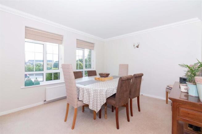 Longlands, Worthing photo 4