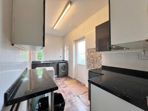 3 bed Detached Bungalow for sale Image 8