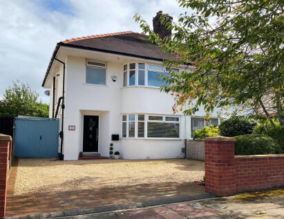 Montrose Drive, Southport