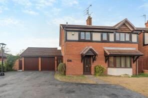 8, Six Ashes Road, Bobbington DY7 5DD