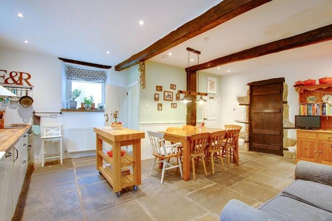 Dining kitchen