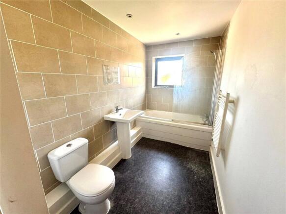 1 bed Flat for sale Image 5