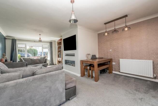 3 bed Semi-Detached for sale Image 9