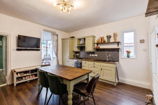 Kitchen/Dining Room