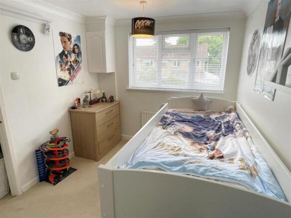 Bed 2a.JPG