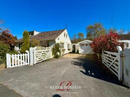Hafan, Pendwll Road, Moss, Wrexham LL11 6EU