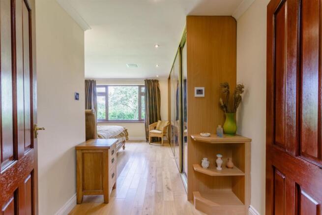 8474313-interior24v2.jpg