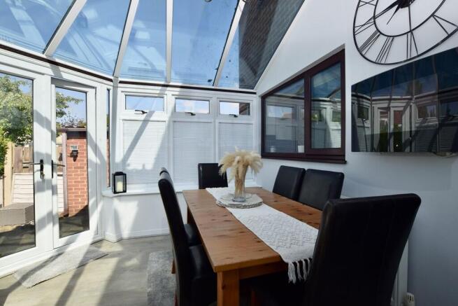 3 bed Semi-Detached for sale Image 10
