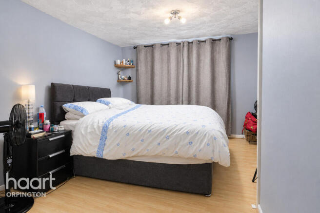 Tilbury Close, Orpington photo 5