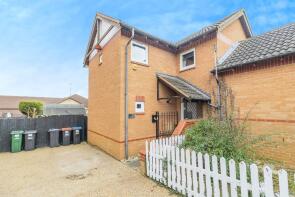 20, Epsom Grove, Bletchley MK3 5NR