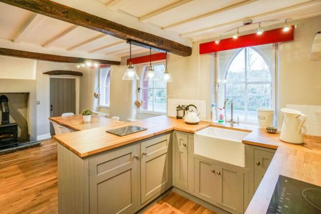 Kitchen/Dining Room