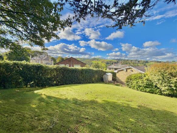 Town End Road, Wooldale, Holmfirth photo 3