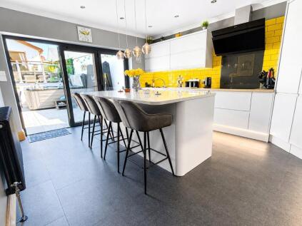 Belle Vue, Neyland, Milford Haven, Pembrokeshire, SA73