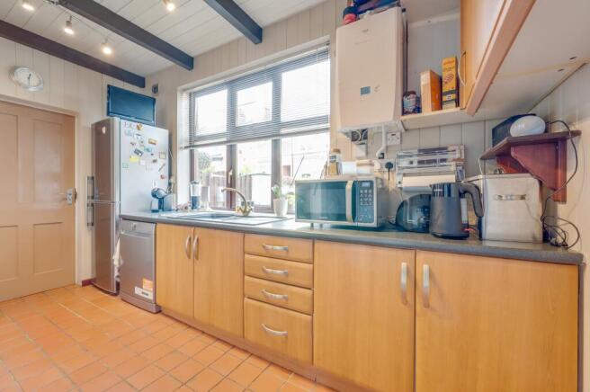 KITCHEN, DINER AND LIVING ROOM