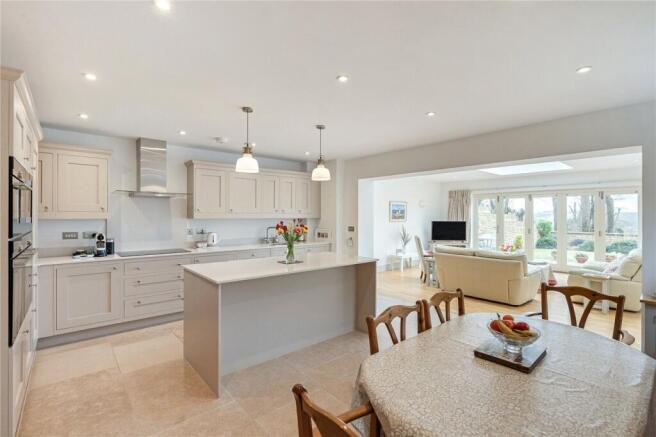 Kitchen / Dining