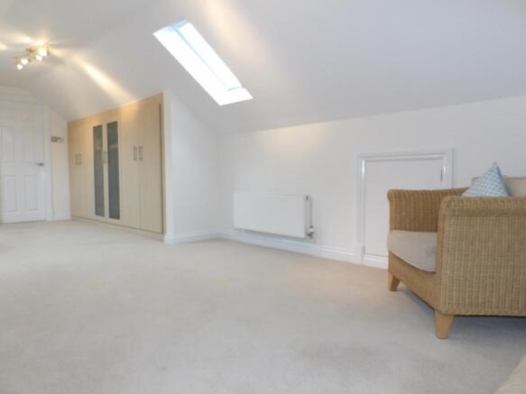 Office/Dressing room
