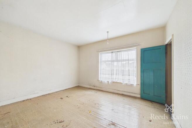 3 bed Terraced for sale Image 5
